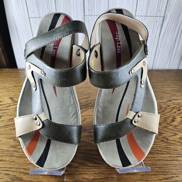 Womens Low Wedge Green/Beige Non Slip Sandals Faux Leather Size 7 New in Box - Picture 1 of 6